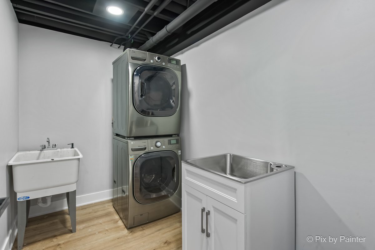 2019 E Chinkapin Oak Drive, Mount Prospect, IL 60056