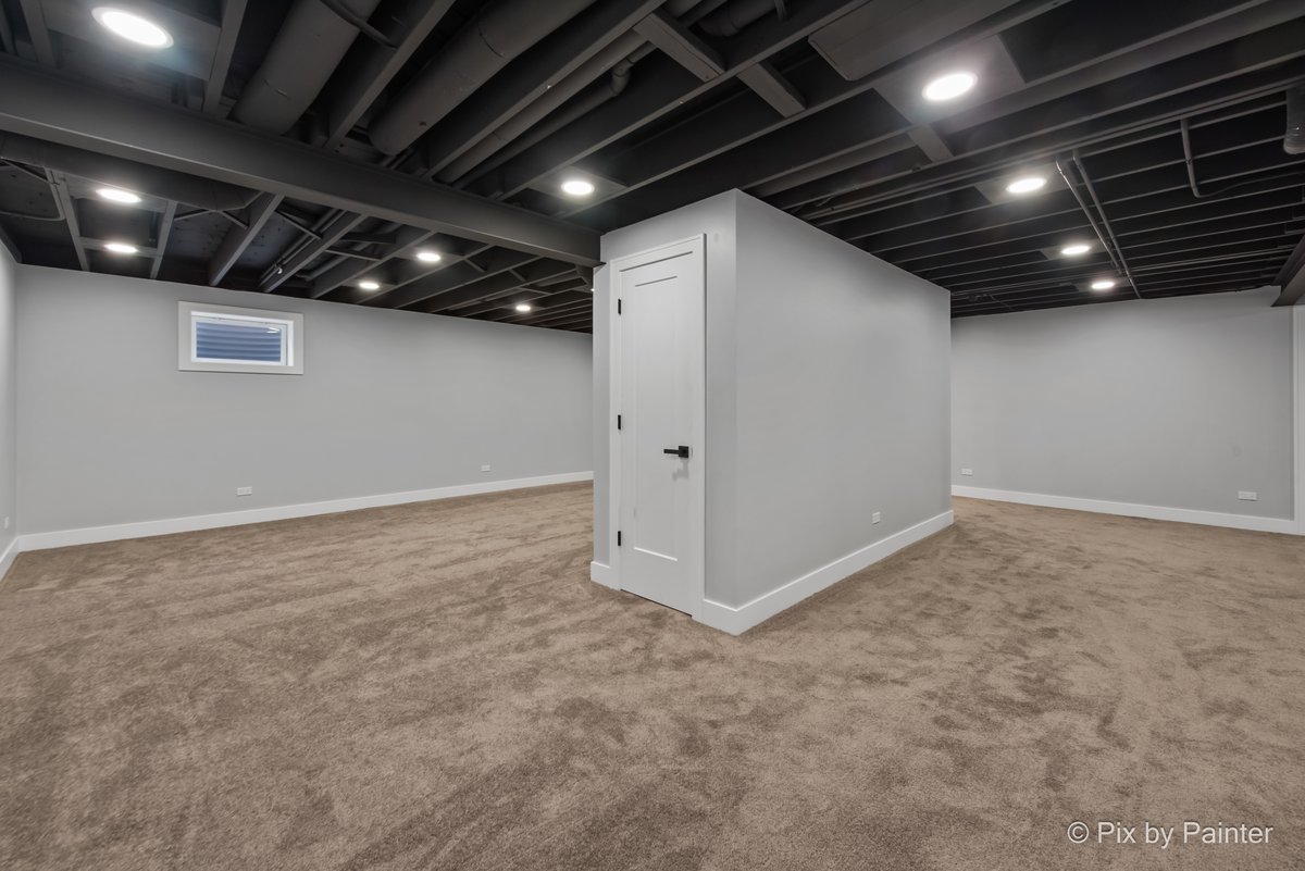 2019 E Chinkapin Oak Drive, Mount Prospect, IL 60056