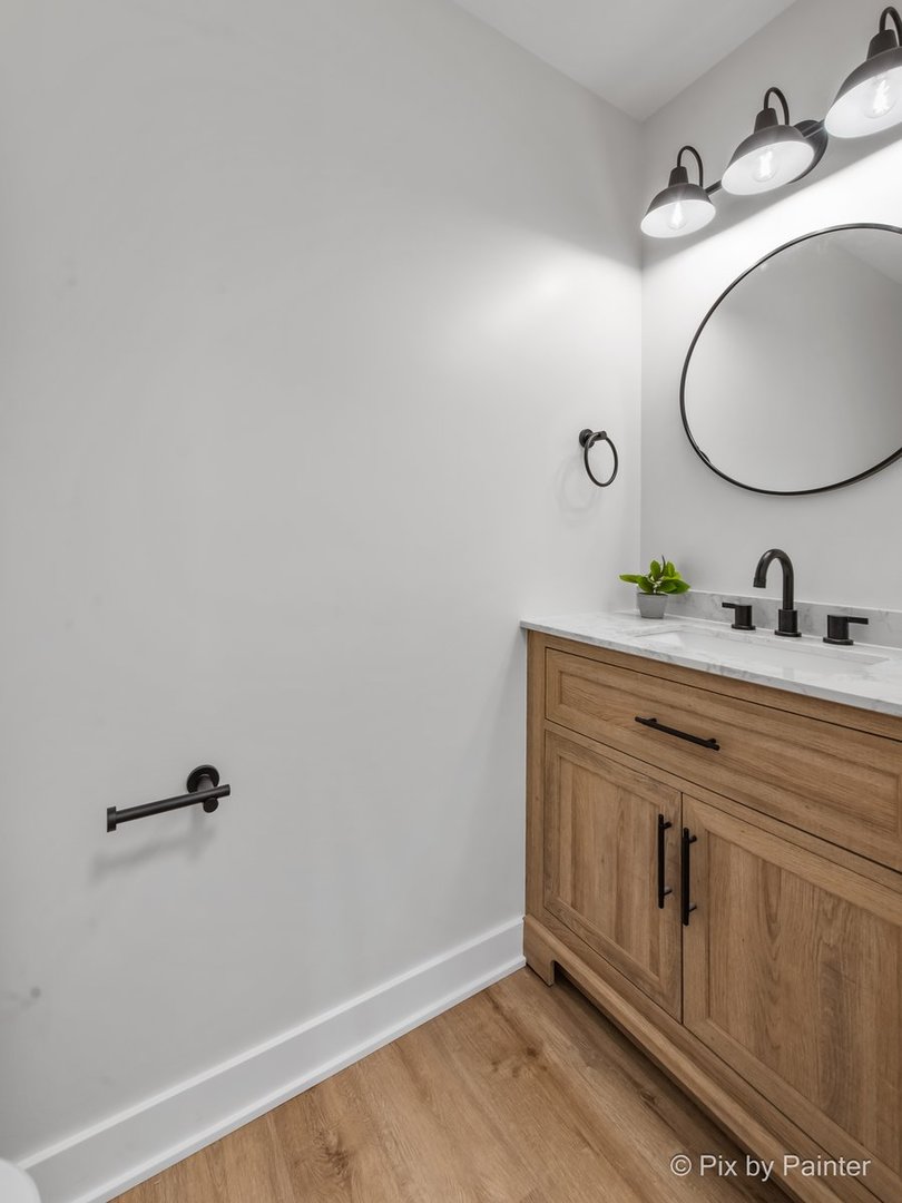 2019 E Chinkapin Oak Drive, Mount Prospect, IL 60056