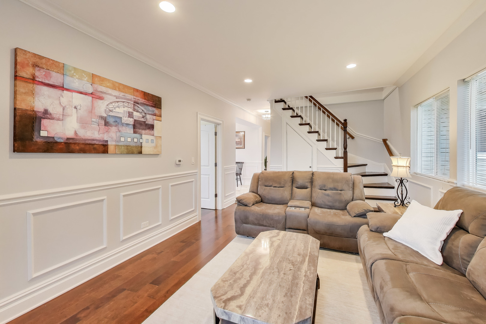 207 Shady Lane, Mundelein, IL 60060