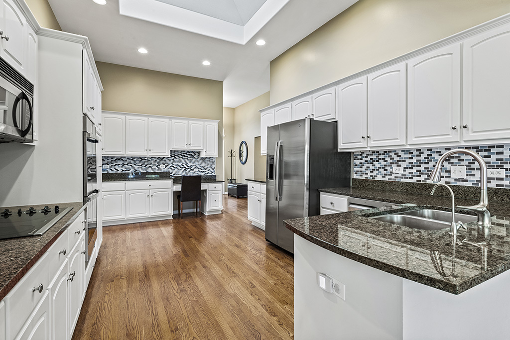 1075 Norwalk Road, Lemont, IL 60439