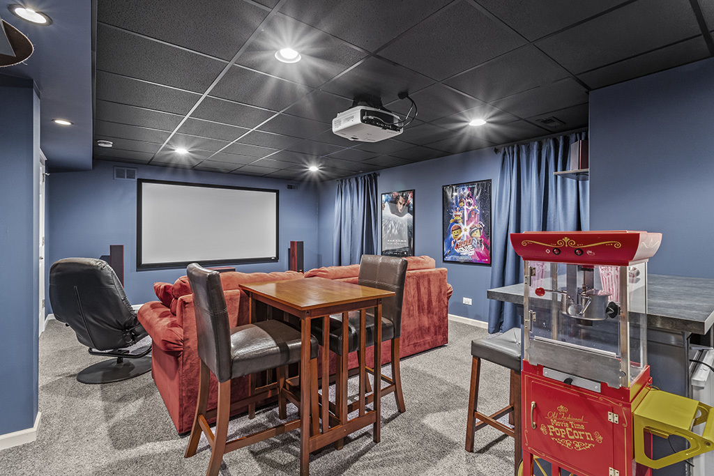 1075 Norwalk Road, Lemont, IL 60439