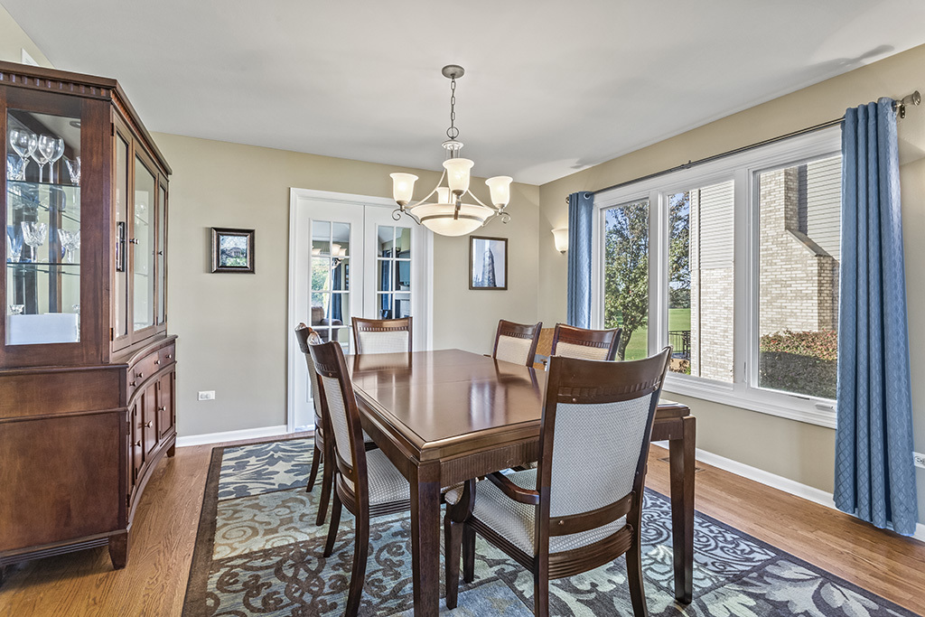 1075 Norwalk Road, Lemont, IL 60439