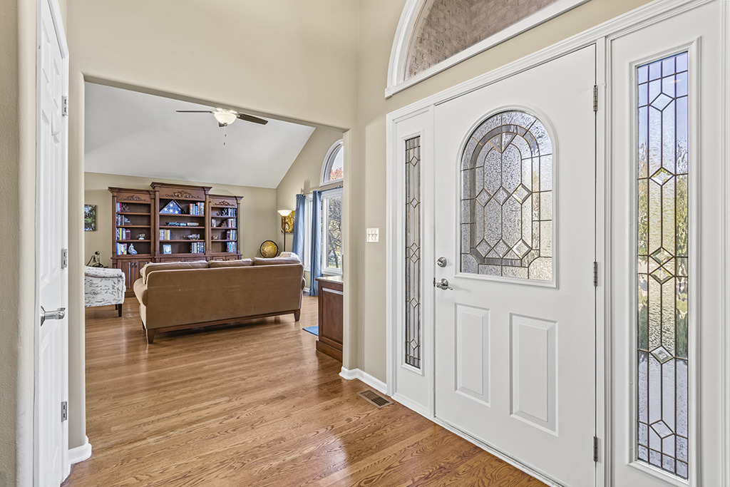 1075 Norwalk Road, Lemont, IL 60439