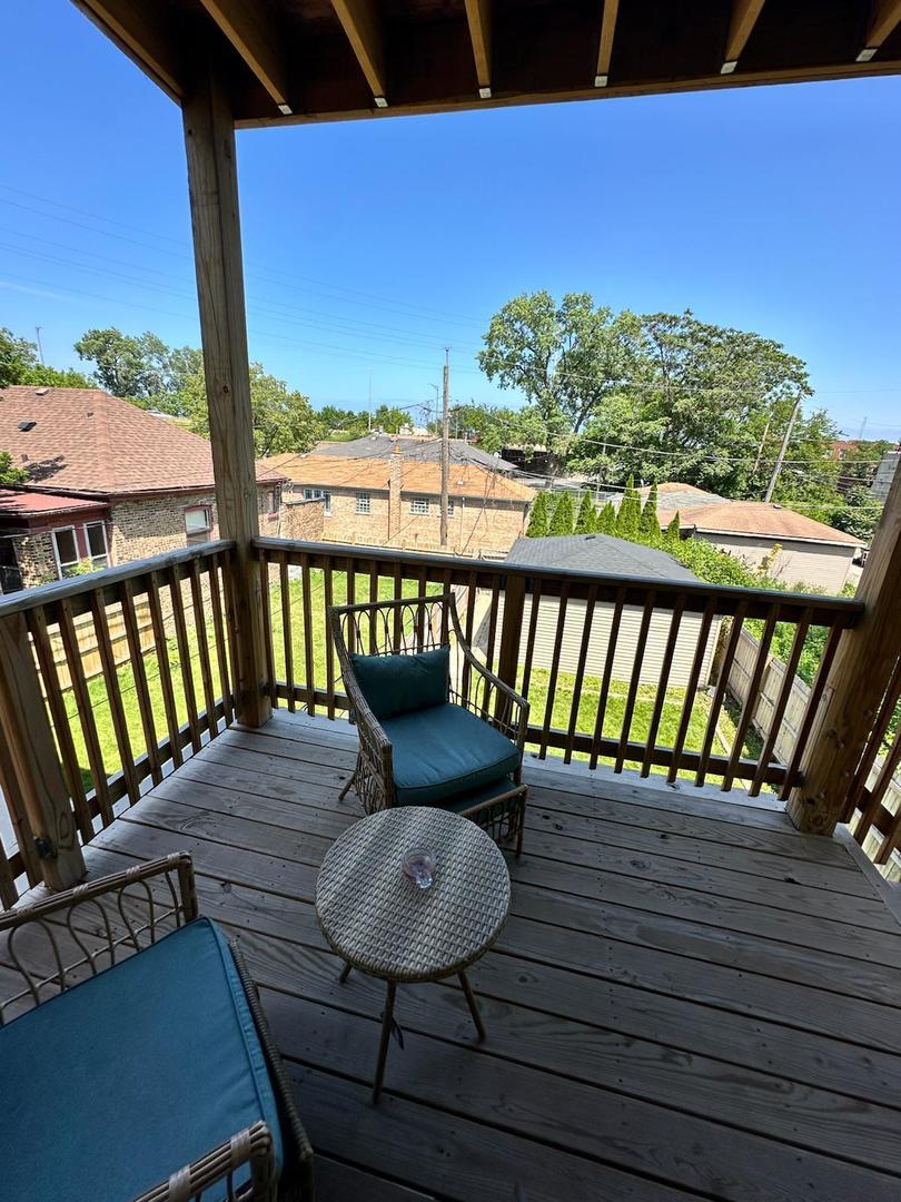 6807 S Calumet Avenue #2, Chicago, IL 60637