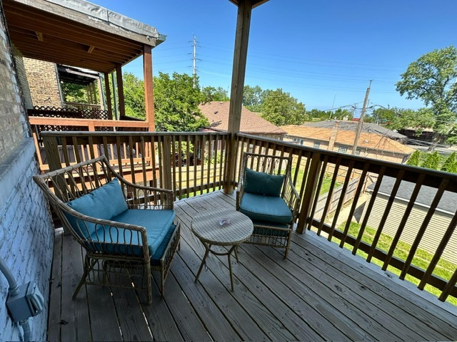 6807 S Calumet Avenue #2, Chicago, IL 60637