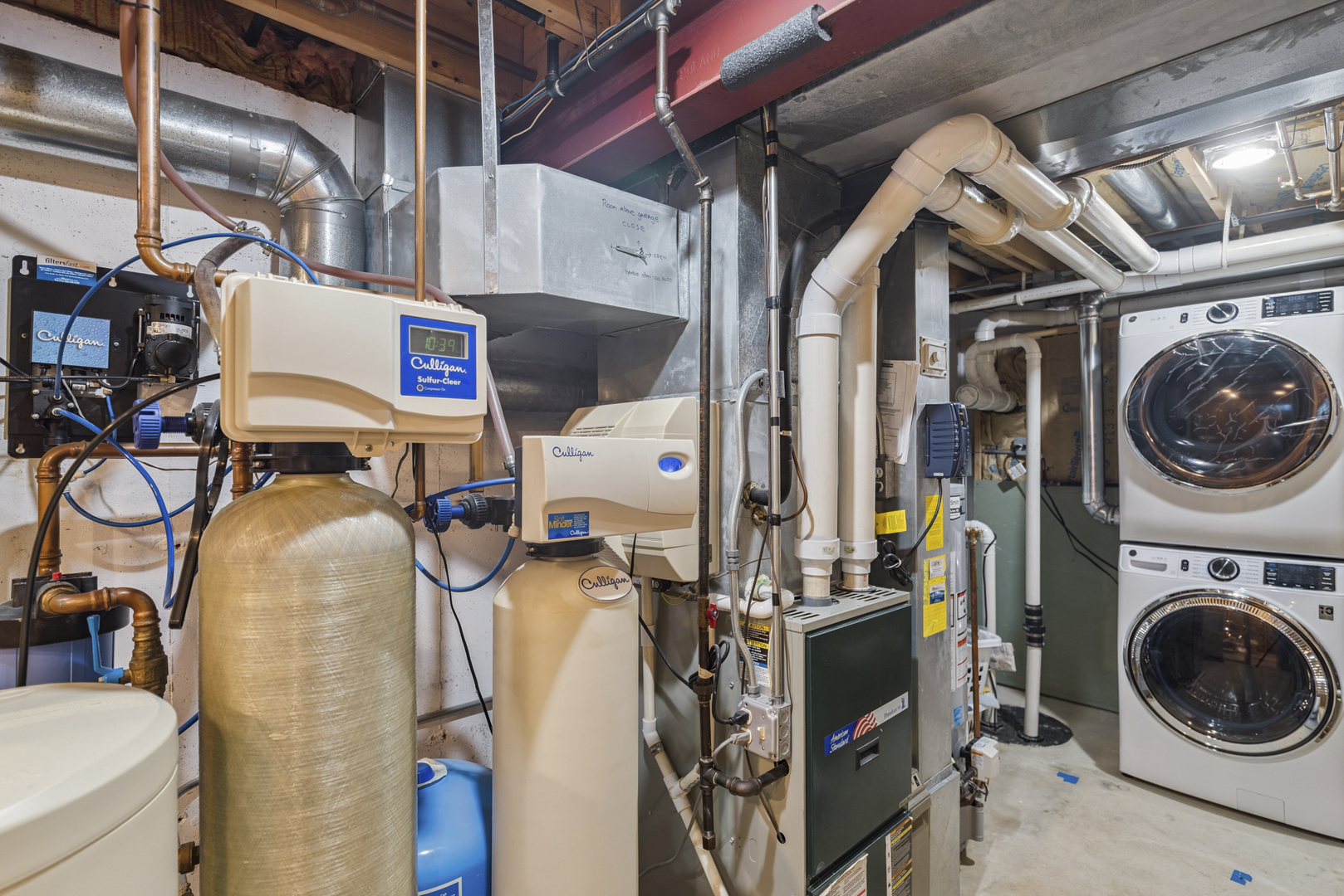 25455 W Greenview Avenue, Antioch, IL 60002