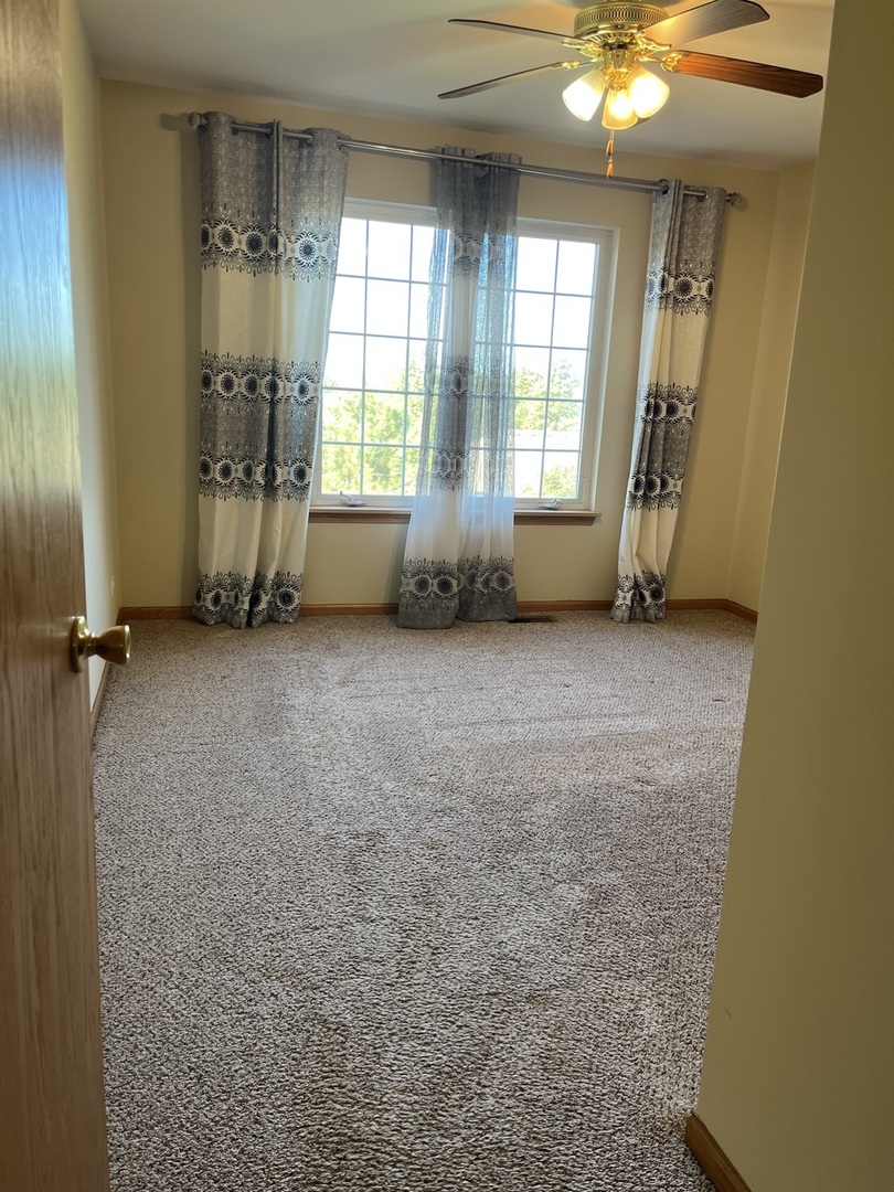 18132 Lake Shore Drive, Orland Park, IL 60467