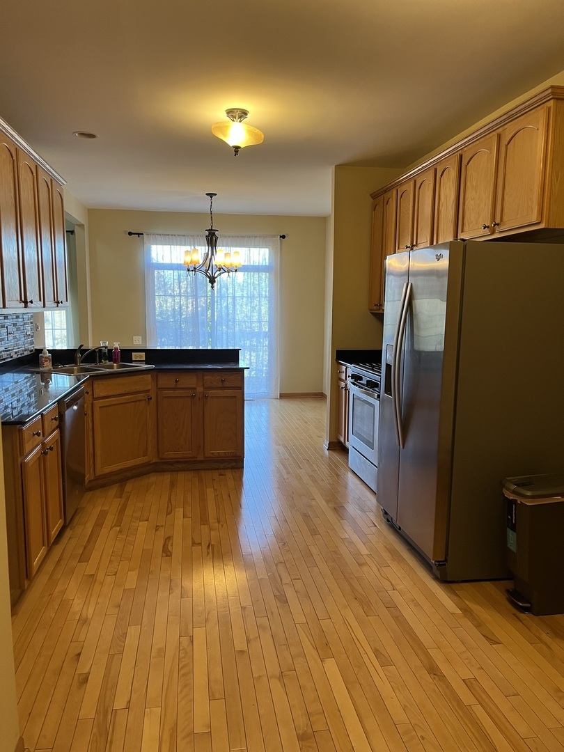 18132 Lake Shore Drive, Orland Park, IL 60467