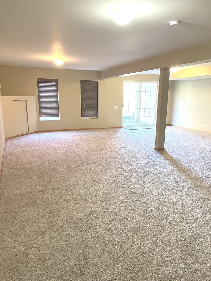 18132 Lake Shore Drive, Orland Park, IL 60467