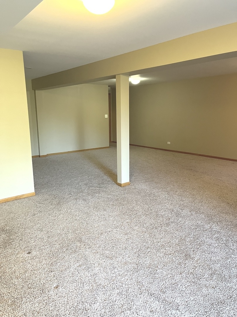 18132 Lake Shore Drive, Orland Park, IL 60467