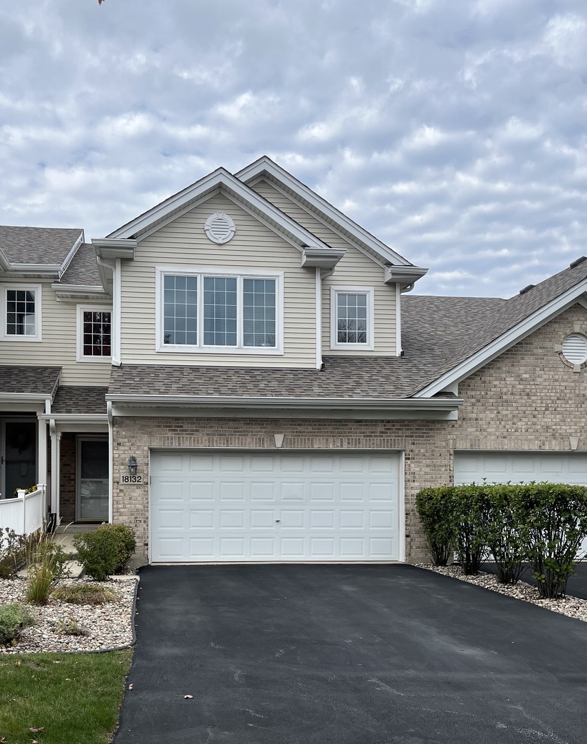 18132 Lake Shore Drive, Orland Park, IL 60467
