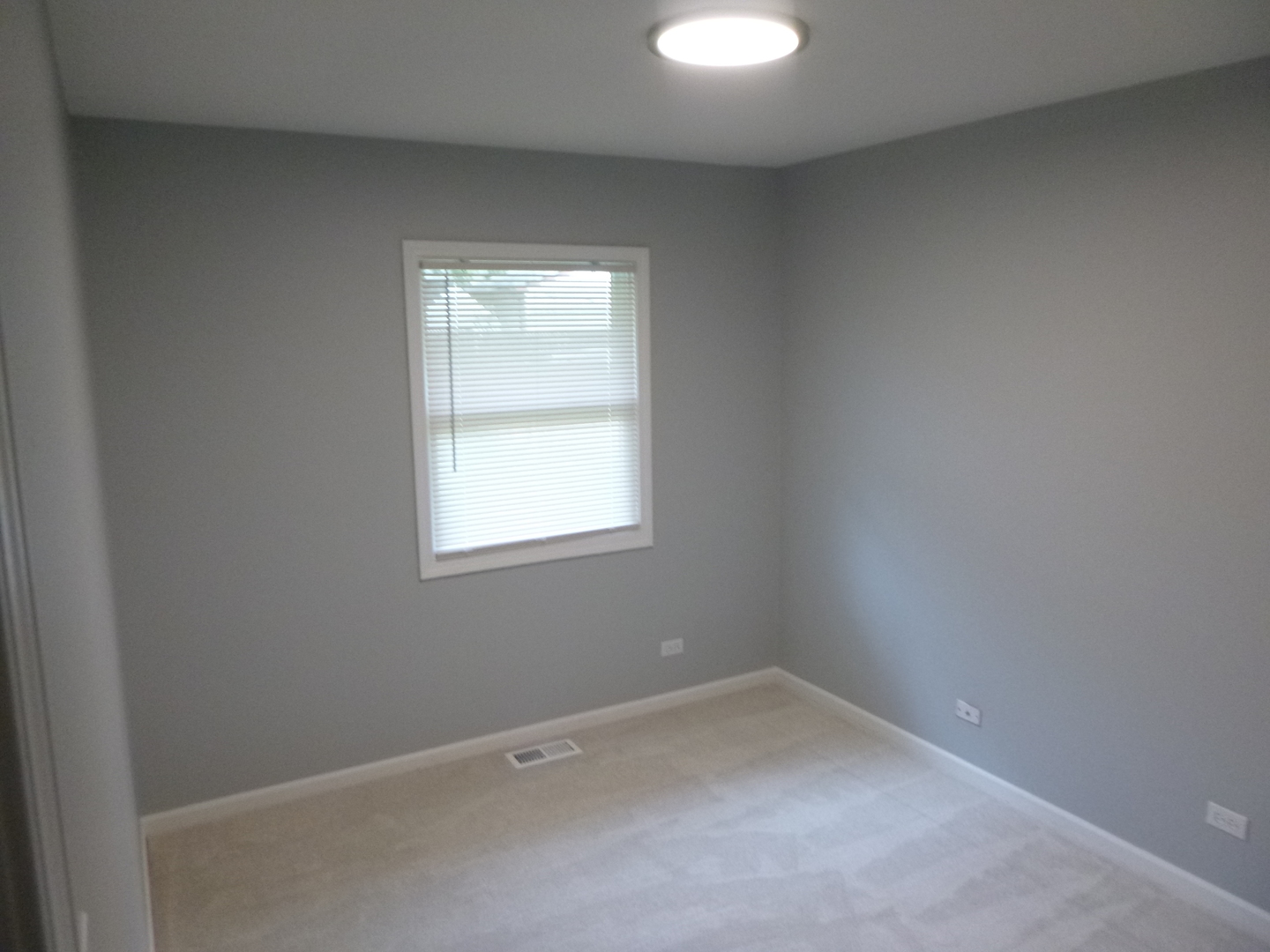 305 Four Winds Way, Carpentersville, IL 60110