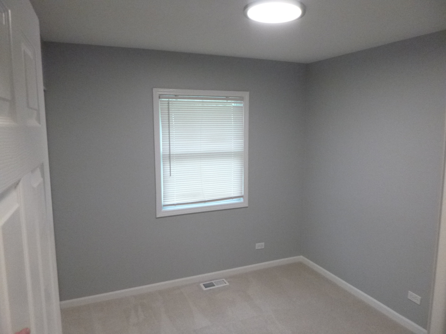 305 Four Winds Way, Carpentersville, IL 60110