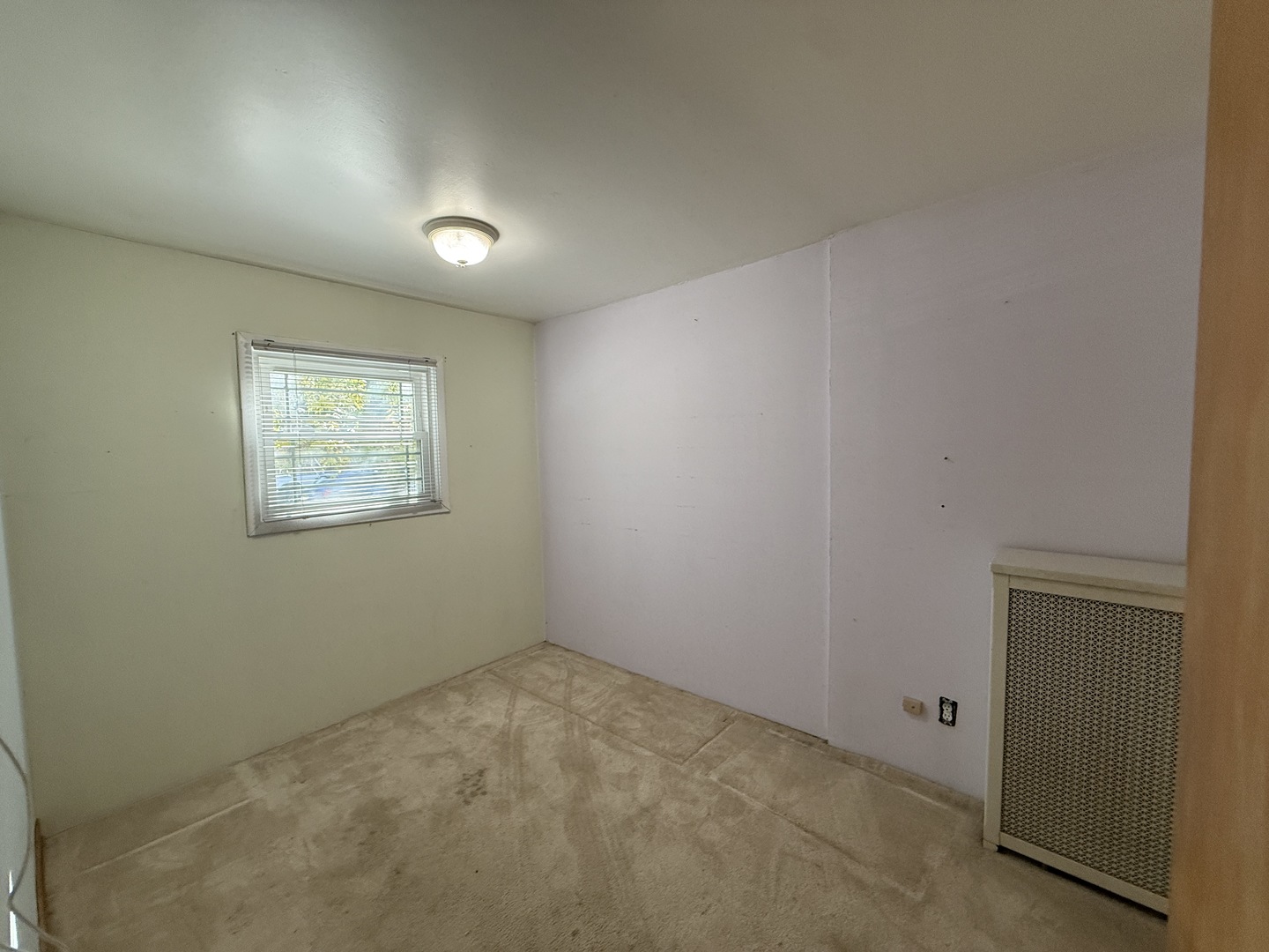 4844 W MONTROSE Avenue, Chicago, IL 60641