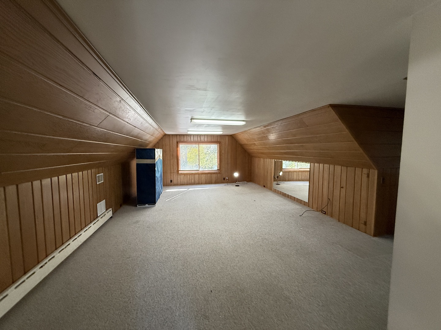 4844 W MONTROSE Avenue, Chicago, IL 60641