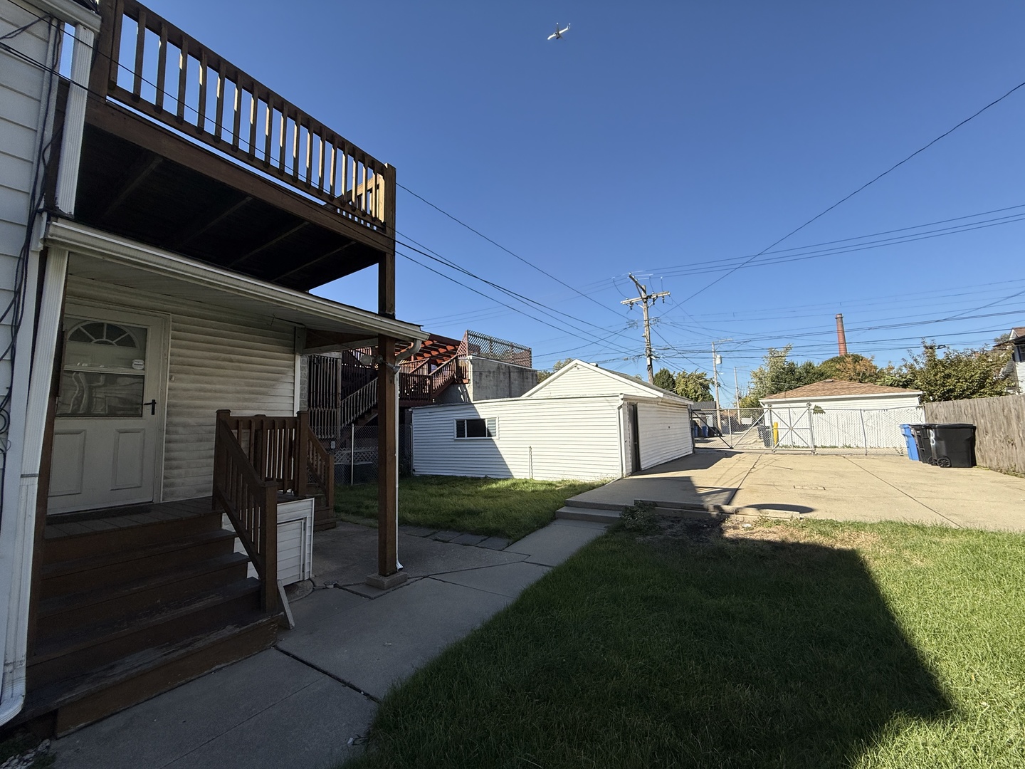 4844 W MONTROSE Avenue, Chicago, IL 60641