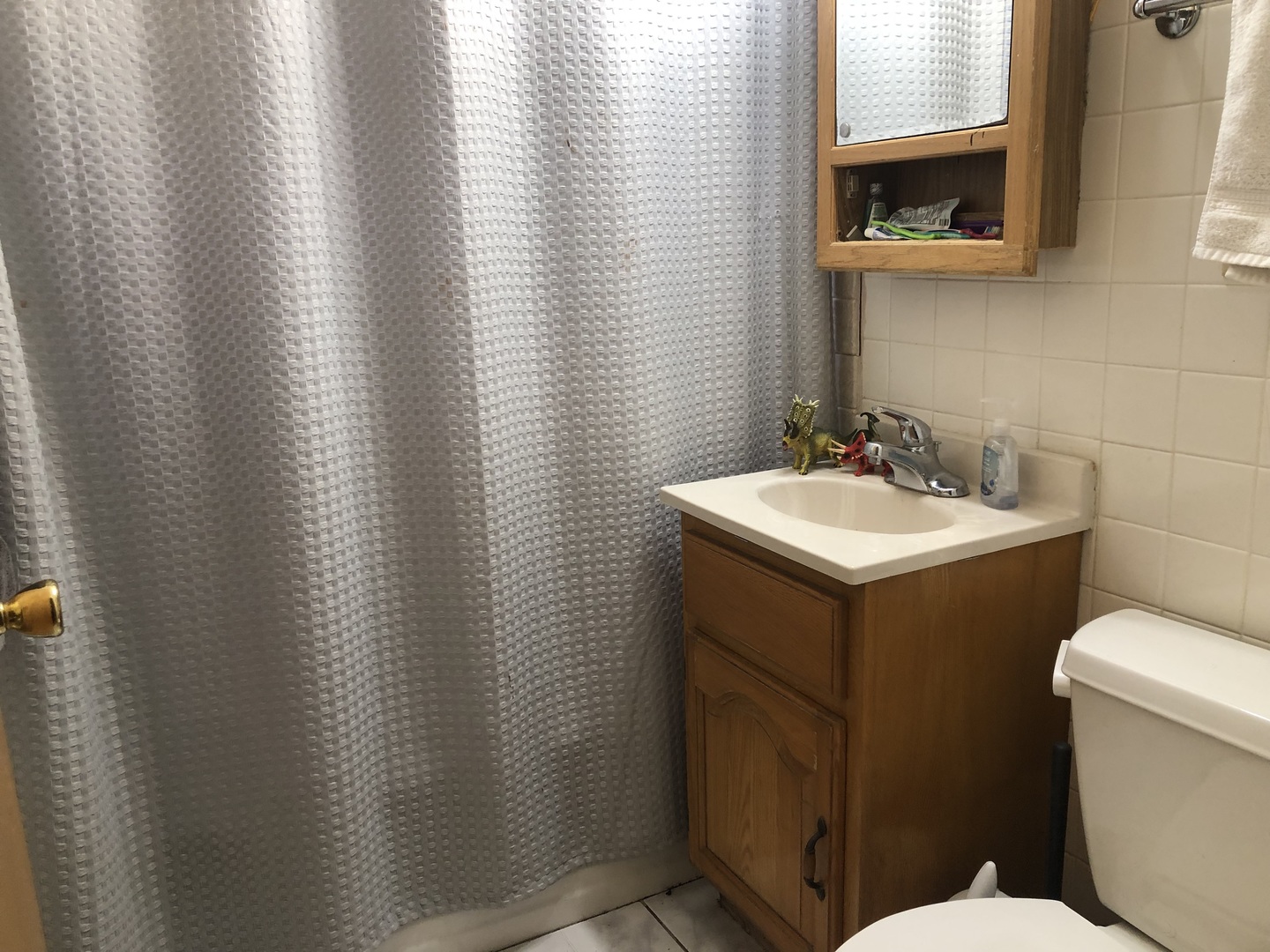 5814 S MASSASOIT Avenue, Chicago, IL 60638