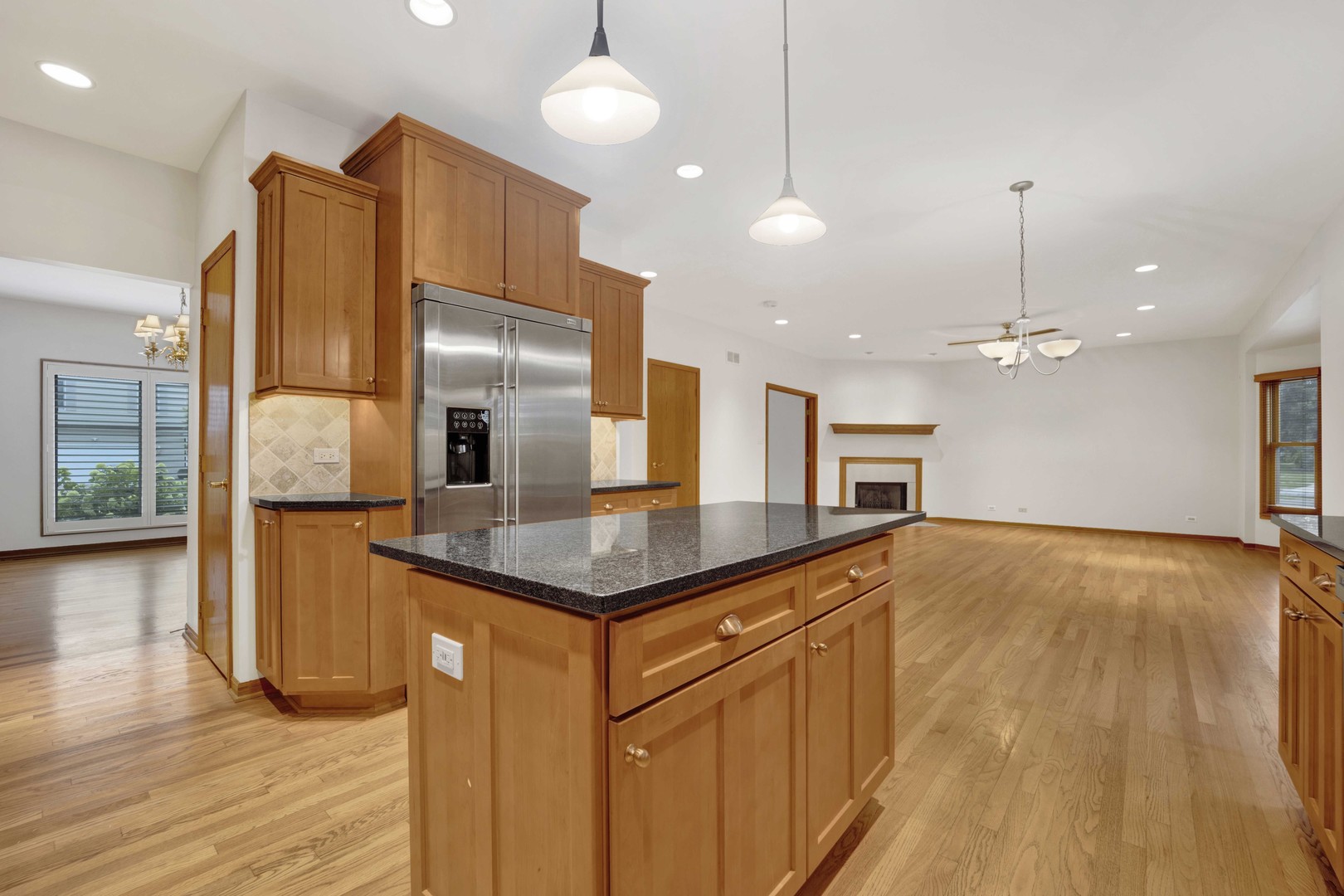 640 Downey Street, Hoffman Estates, IL 60169