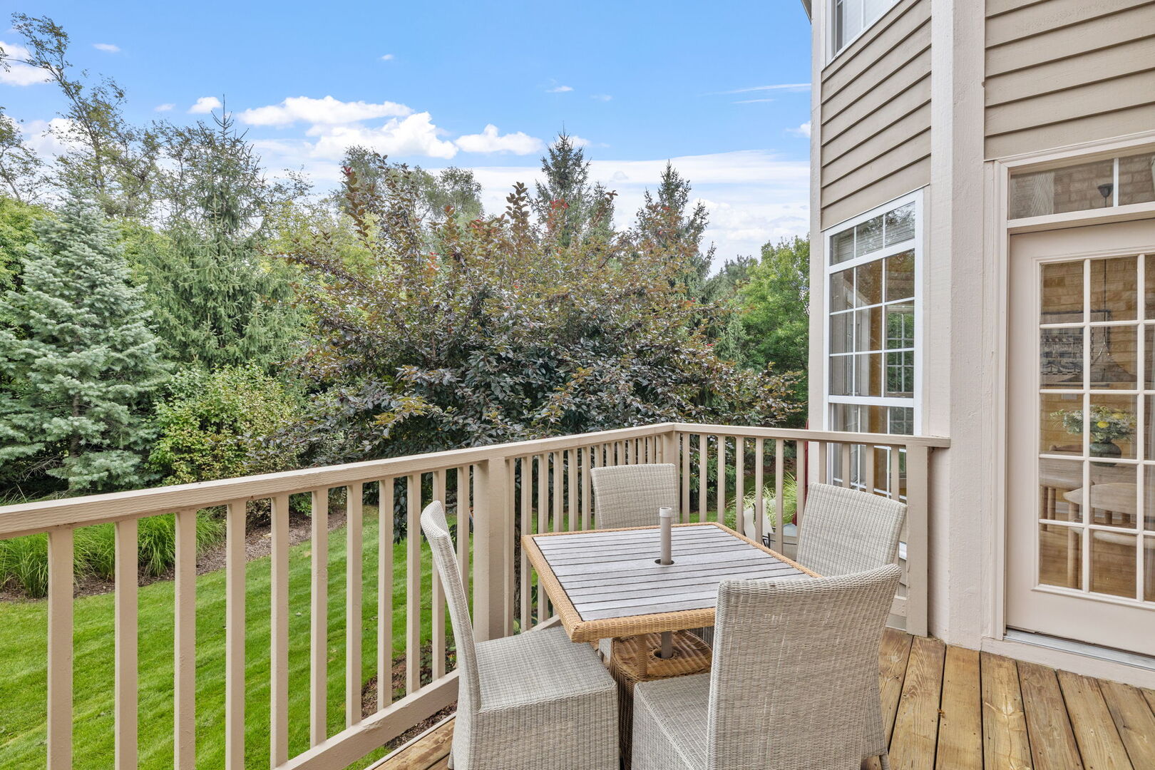 805 Stone Canyon Circle, Inverness, IL 60010