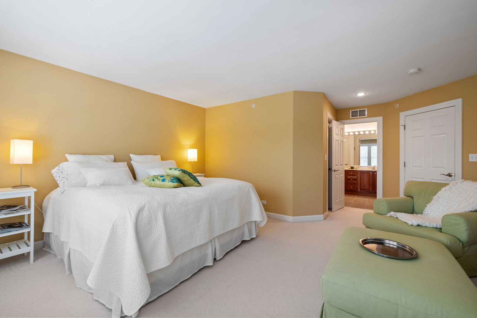 805 Stone Canyon Circle, Inverness, IL 60010