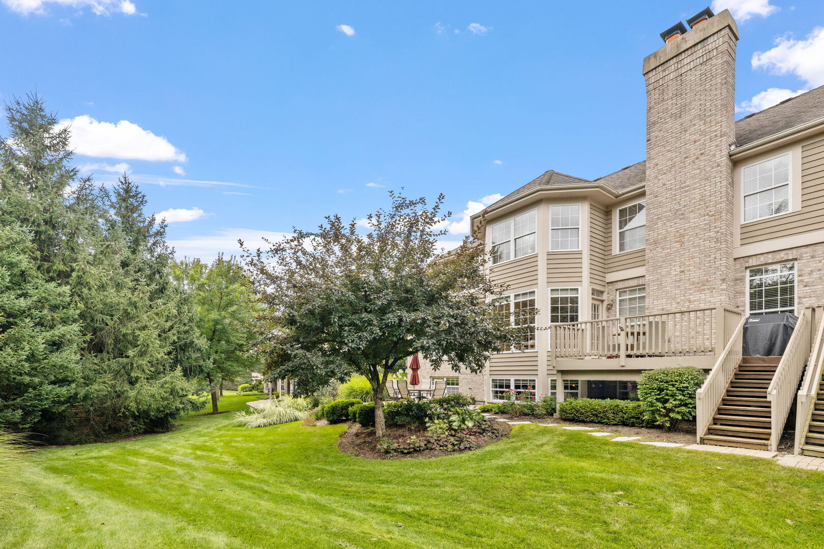 805 Stone Canyon Circle, Inverness, IL 60010