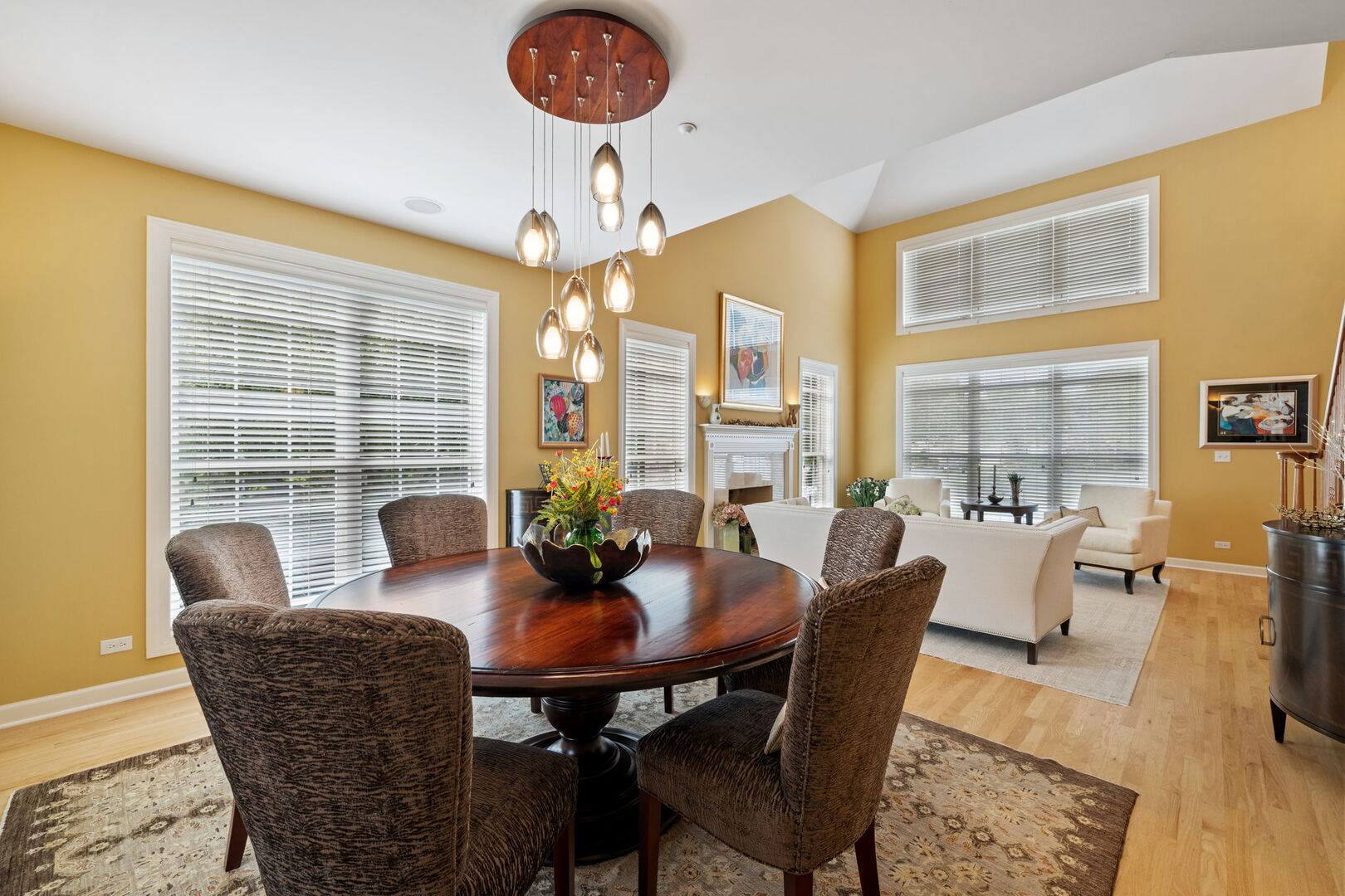 805 Stone Canyon Circle, Inverness, IL 60010