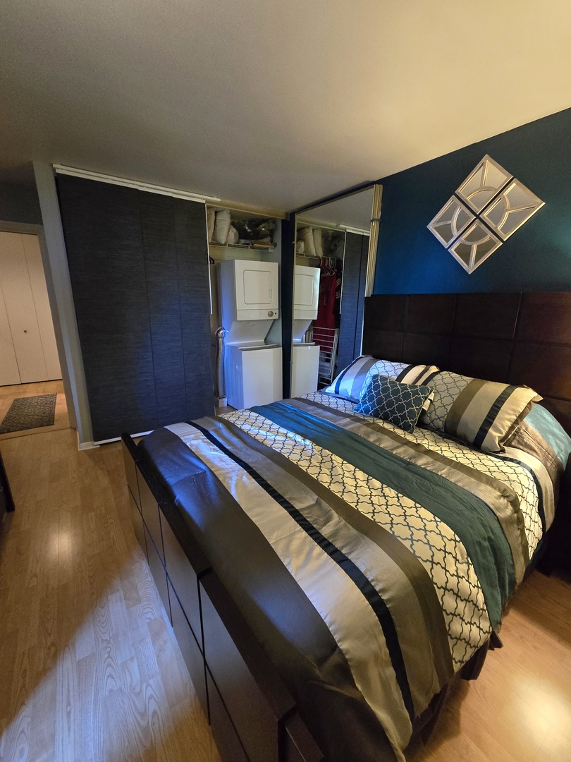 5600 Hillcrest Lane #2K, Lisle, IL 60532