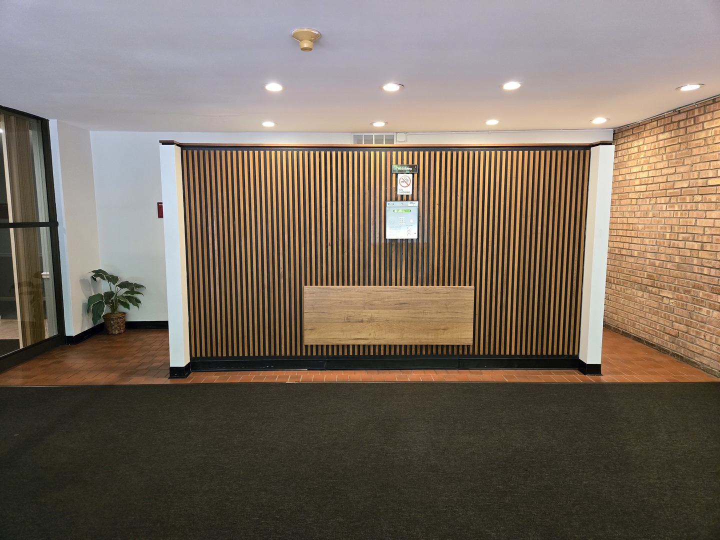 5600 Hillcrest Lane #2K, Lisle, IL 60532