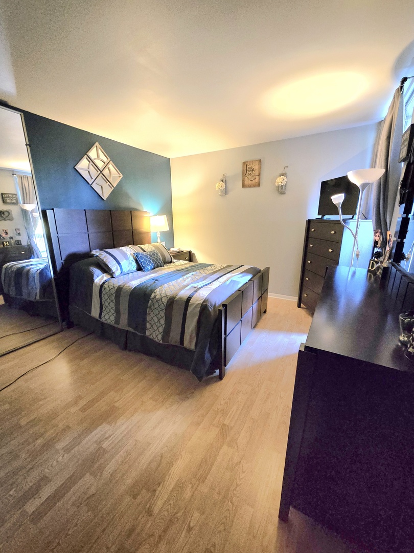 5600 Hillcrest Lane #2K, Lisle, IL 60532