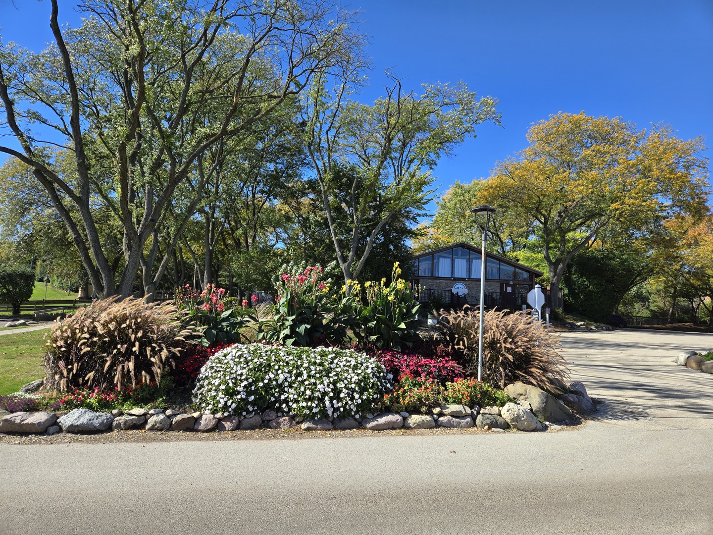 5600 Hillcrest Lane #2K, Lisle, IL 60532