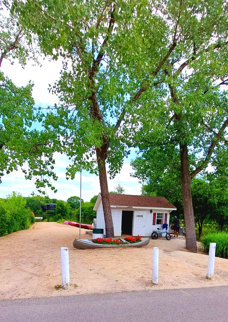 5600 Hillcrest Lane #2K, Lisle, IL 60532