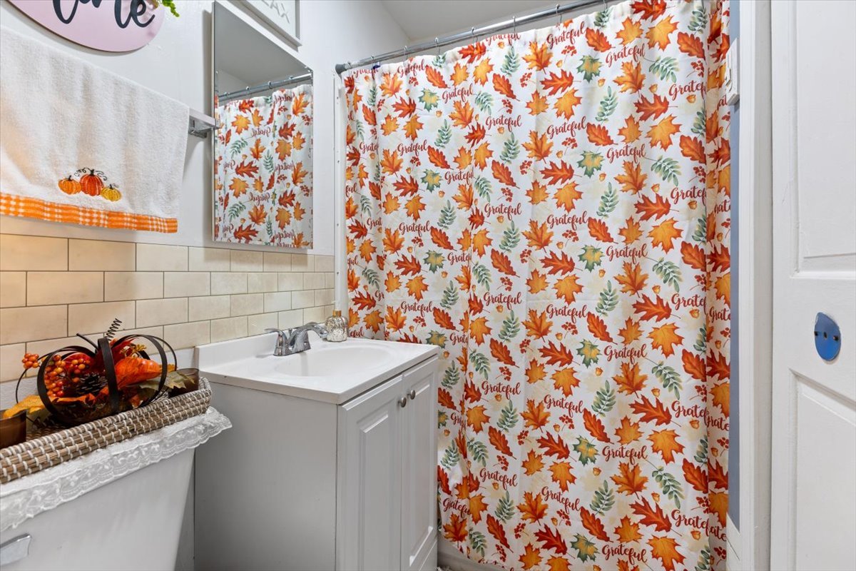 3911 N Kedzie Avenue, Chicago, IL 60618