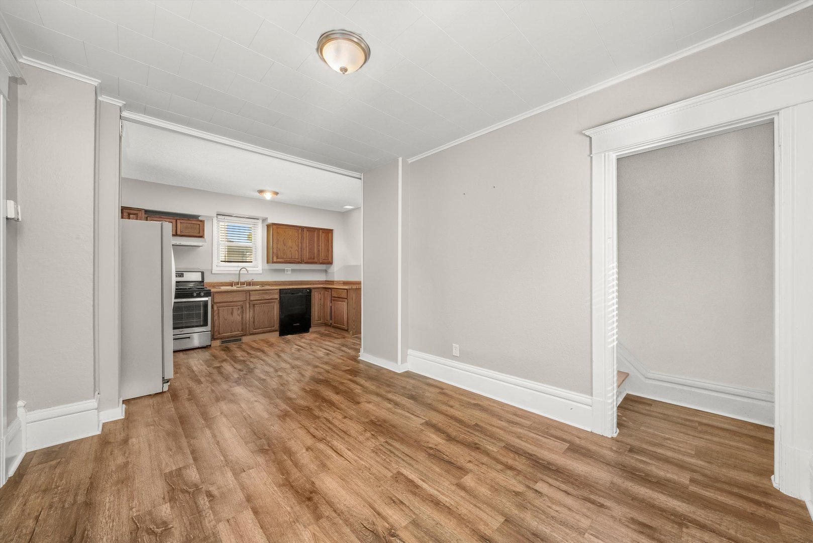 315 W 5th Street, Belvidere, IL 61008