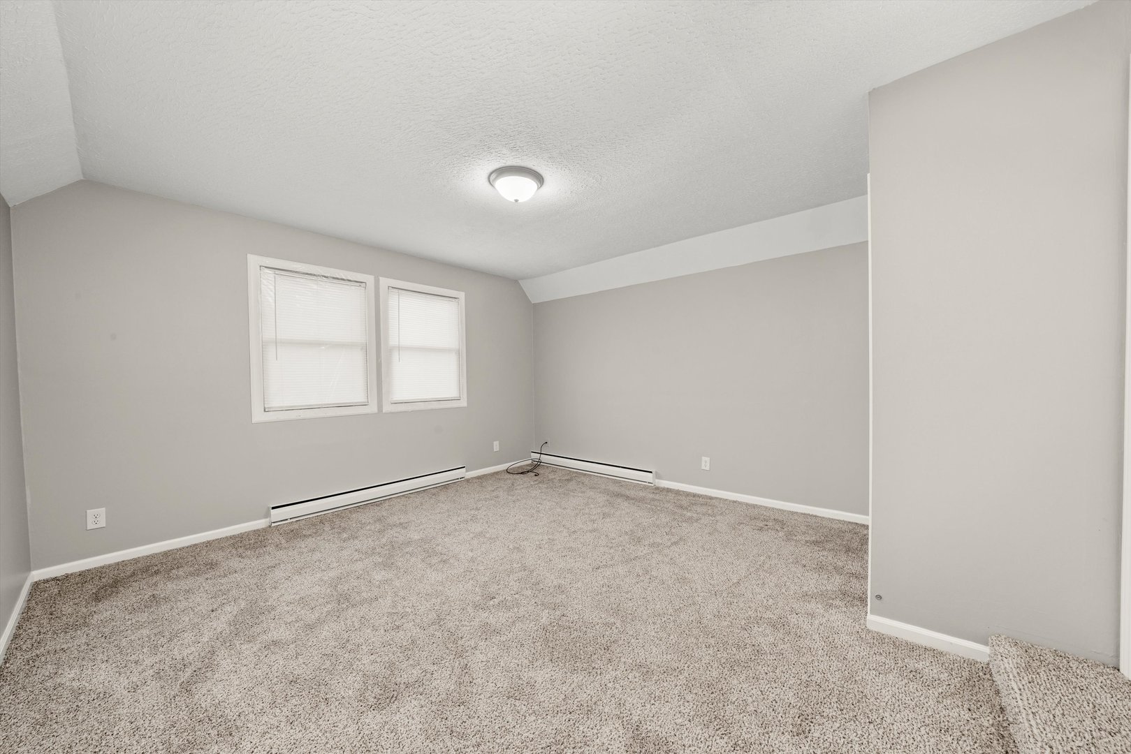 315 W 5th Street, Belvidere, IL 61008