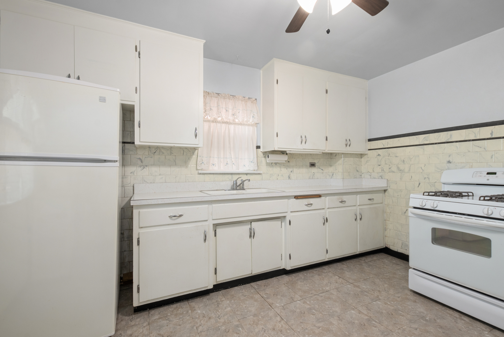 6621 S Kilpatrick Avenue, Chicago, IL 60629