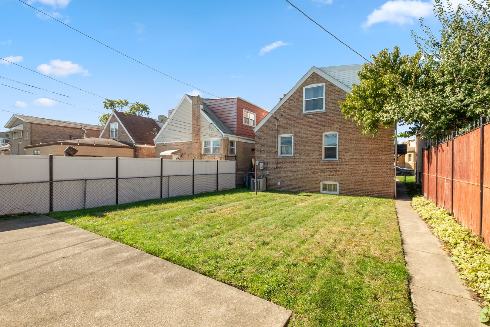 6621 S Kilpatrick Avenue, Chicago, IL 60629