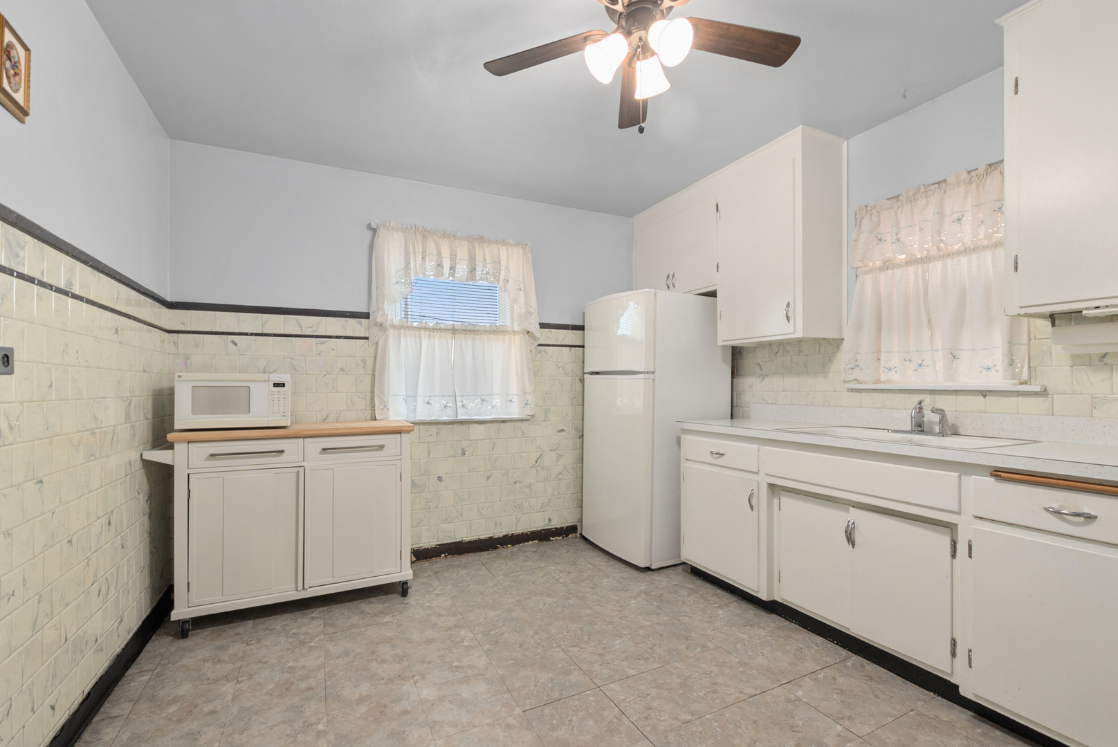 6621 S Kilpatrick Avenue, Chicago, IL 60629