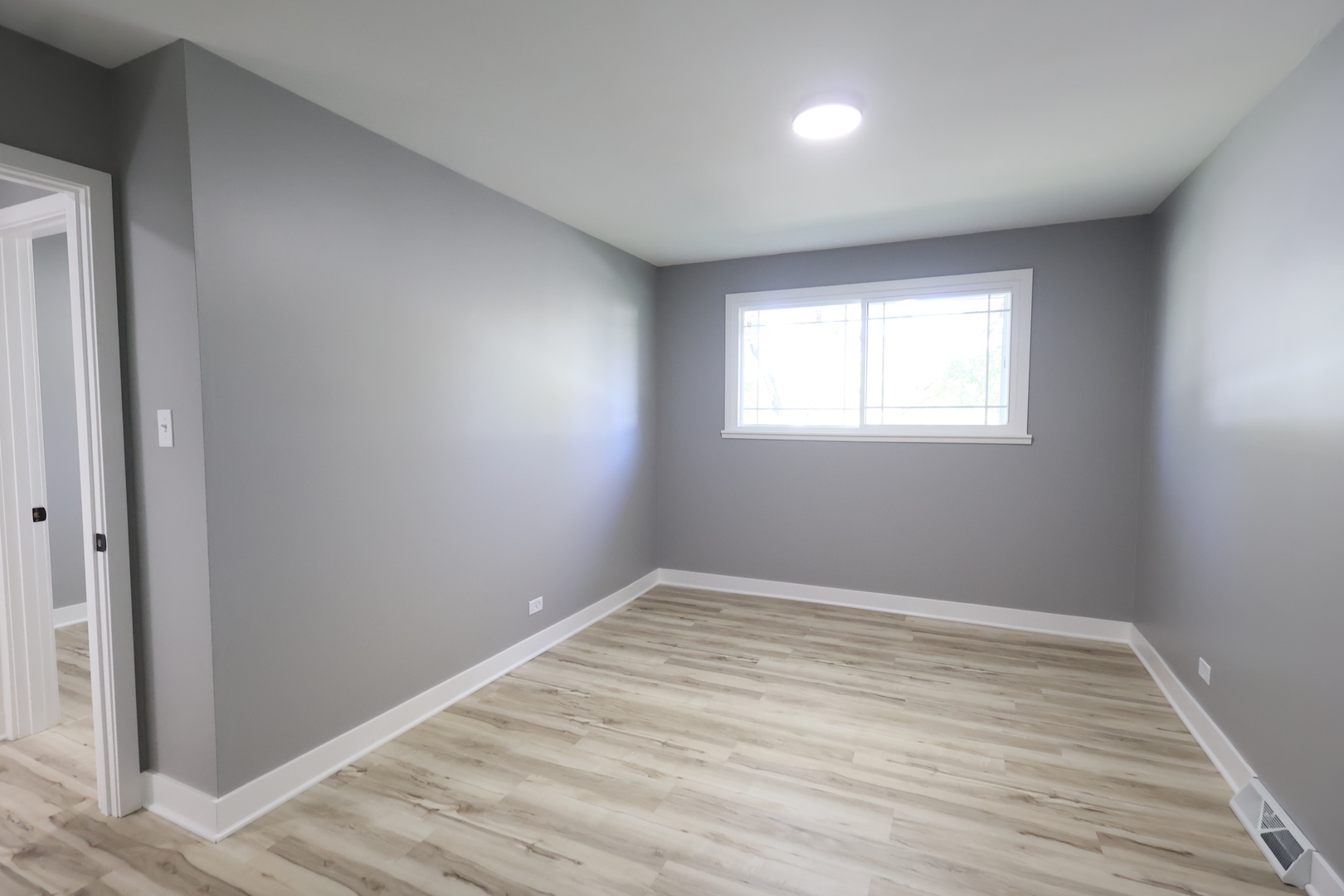 4401 Adele Lane, Oak Forest, IL 60452