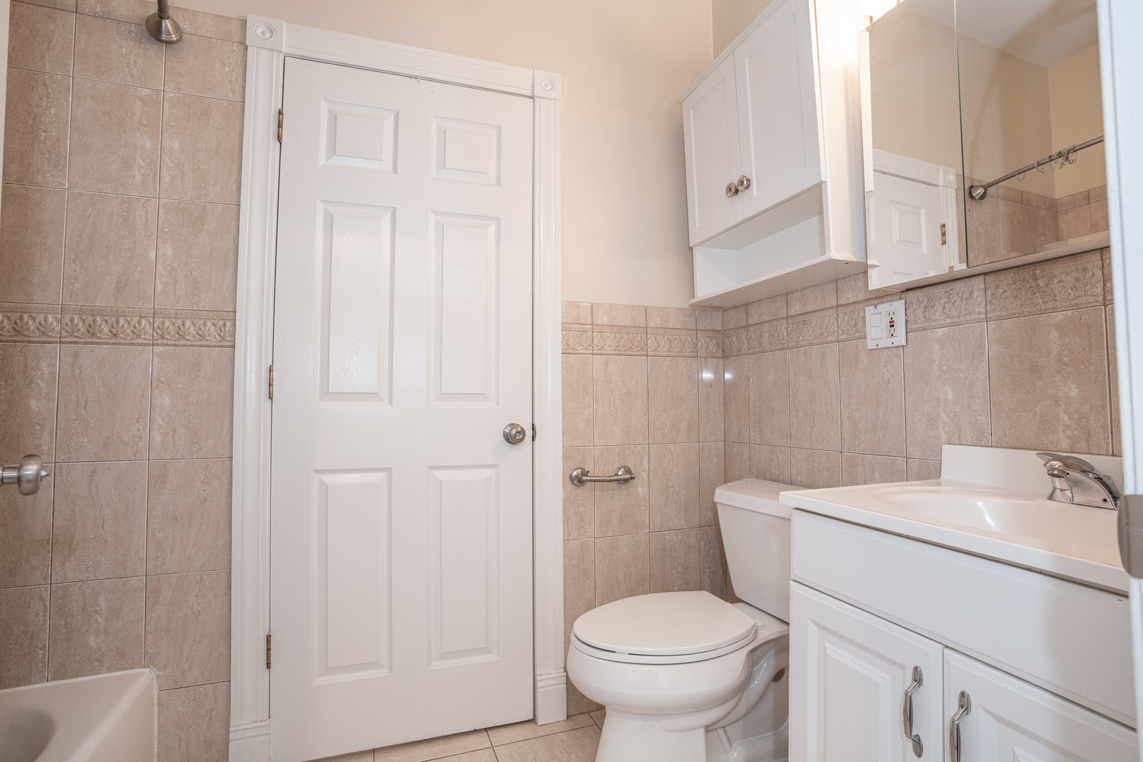 3710 N Halsted Street #2, Chicago, IL 60613