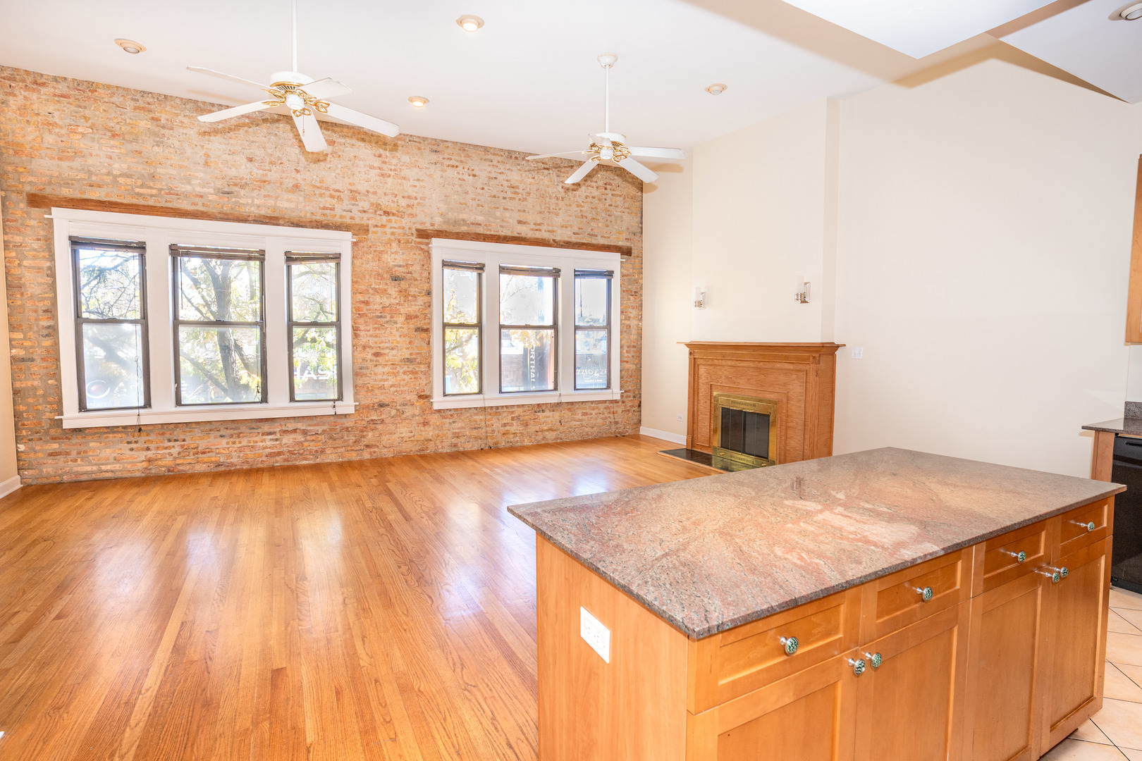 3710 N Halsted Street #2, Chicago, IL 60613