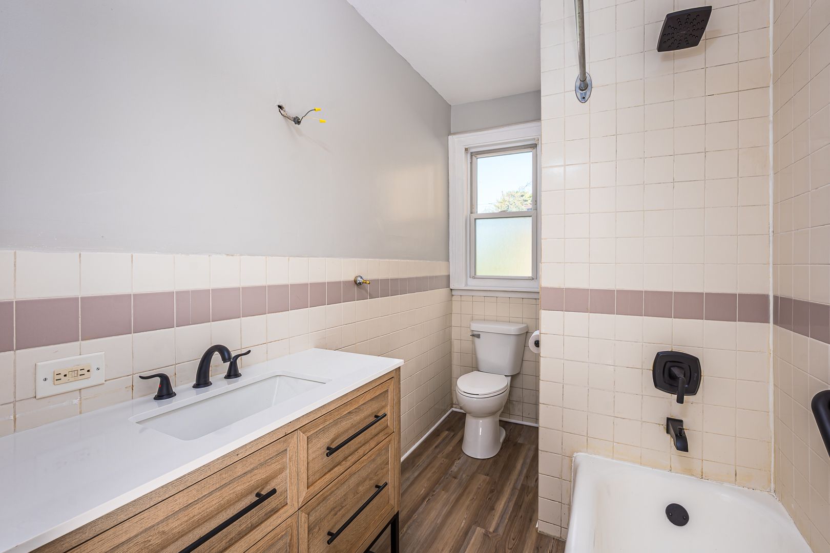 9240 S Trumbull Avenue, Evergreen Park, IL 60805