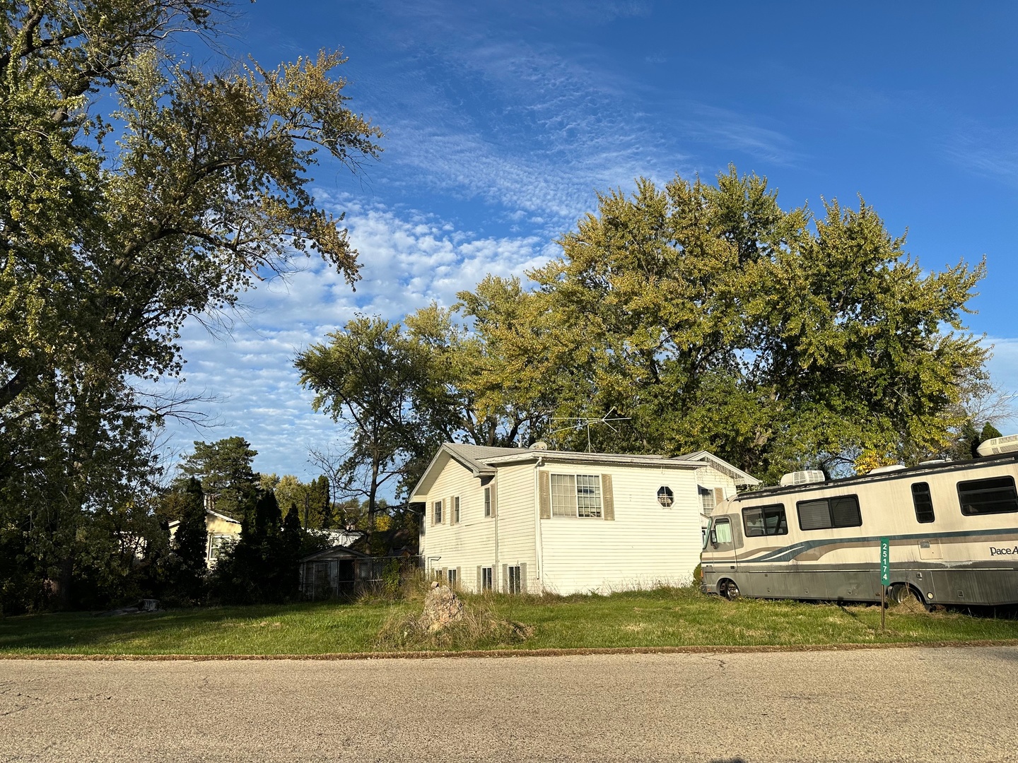 25174 W Claridan Avenue, Antioch, IL 60002