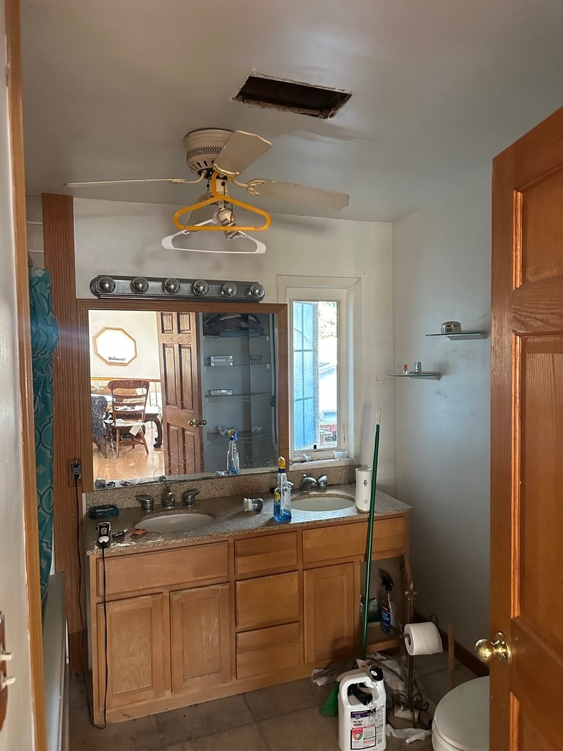 25174 W Claridan Avenue, Antioch, IL 60002