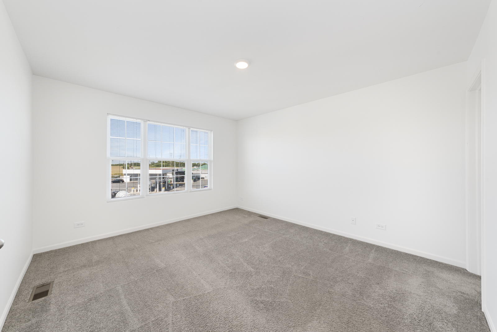 2307 Upland Road, Pingree Grove, IL 60140