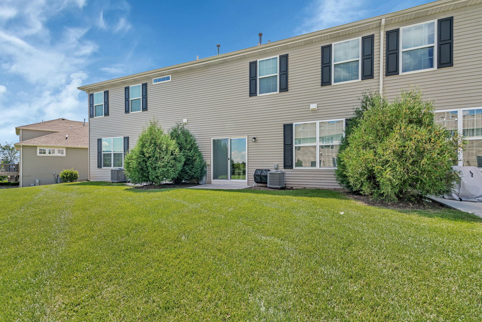 1334 Hawk Hollow Drive, Yorkville, IL 60560