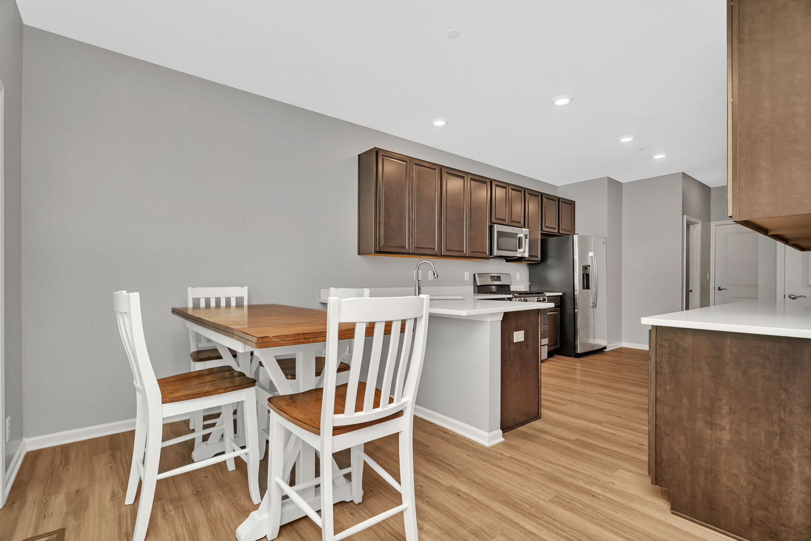 1334 Hawk Hollow Drive, Yorkville, IL 60560