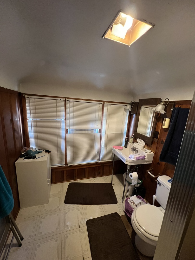 2060 Broadway Street, Blue Island, IL 60406