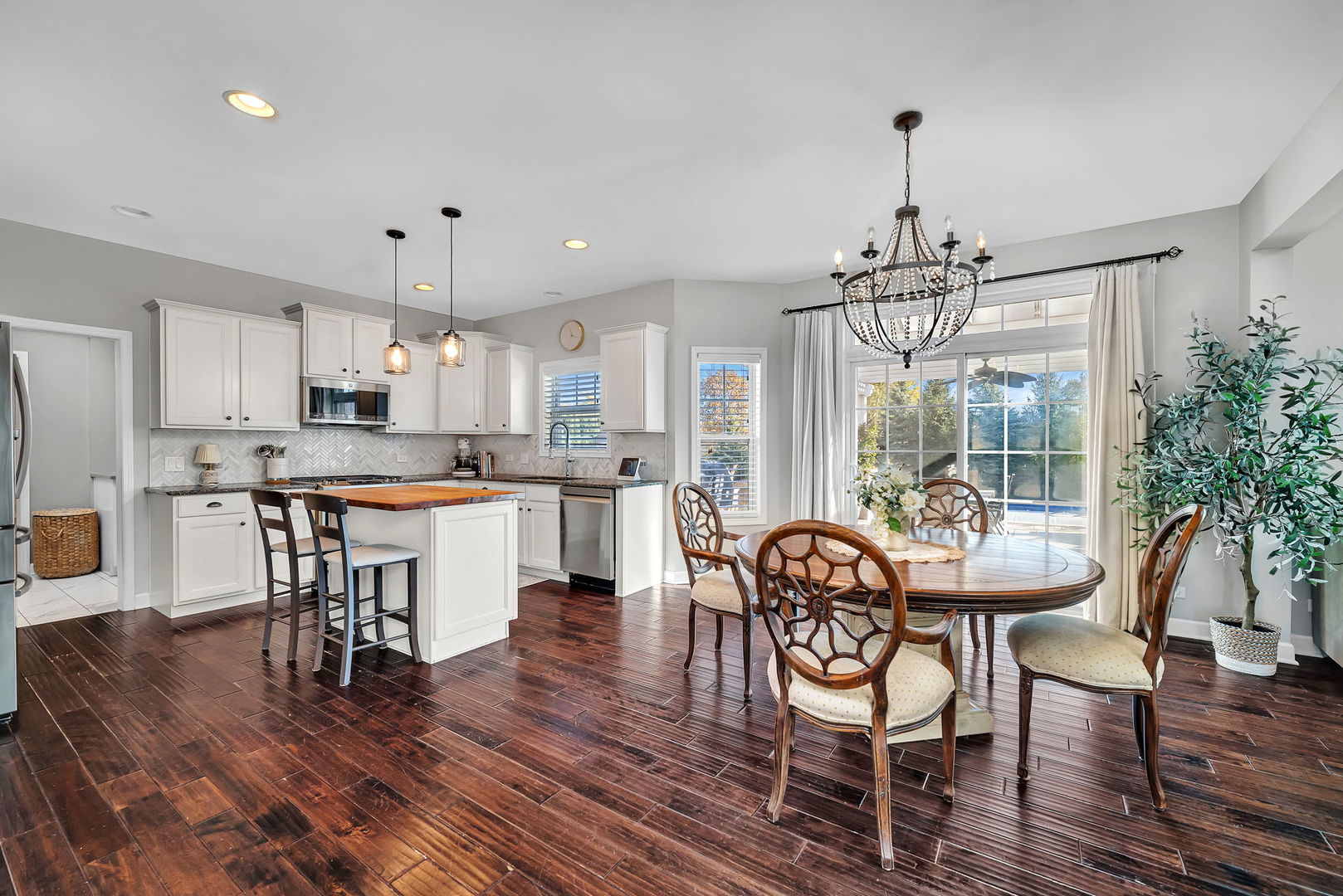 15165 S Ginger Lane, Homer Glen, IL 60491