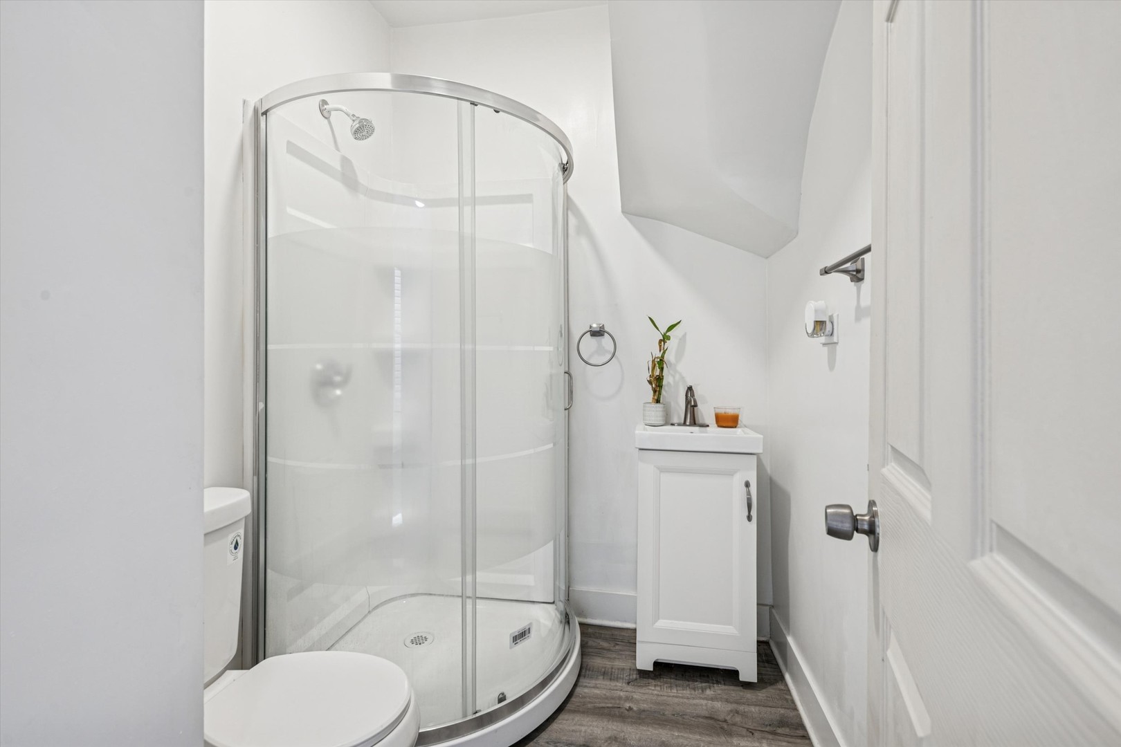 6843 S Carpenter Street, Chicago, IL 60621